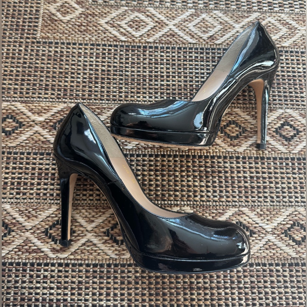 LK Bennett Sledge Black Patent Leather Platform Heels Size 39 (8.5 US)